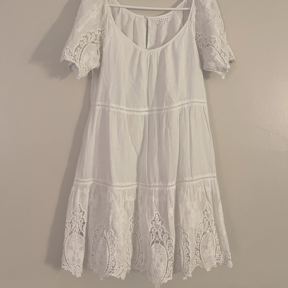 VELVET BY GRAHAM AND SPENCER DRESS Size small